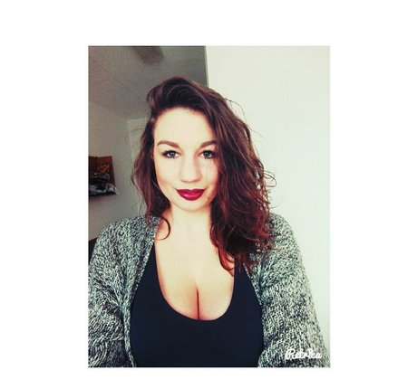 fuzyfruzsina perfect actress archive