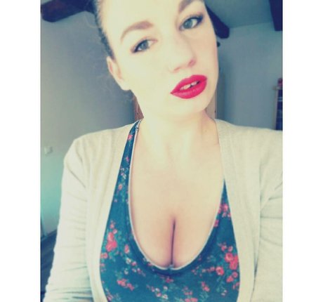 fuzyfruzsina star hd pic