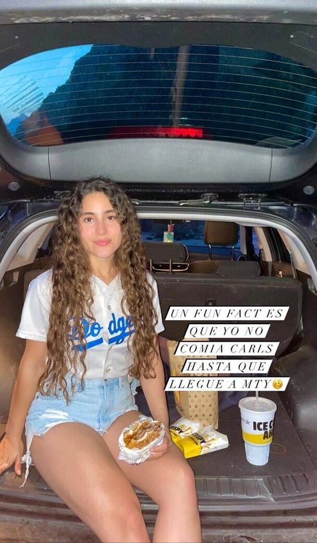 Sassi Z pretty actress gallery