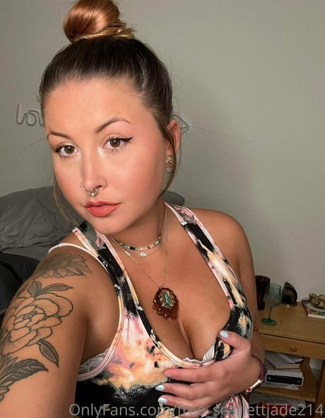 free scarlettjade214 model hd image