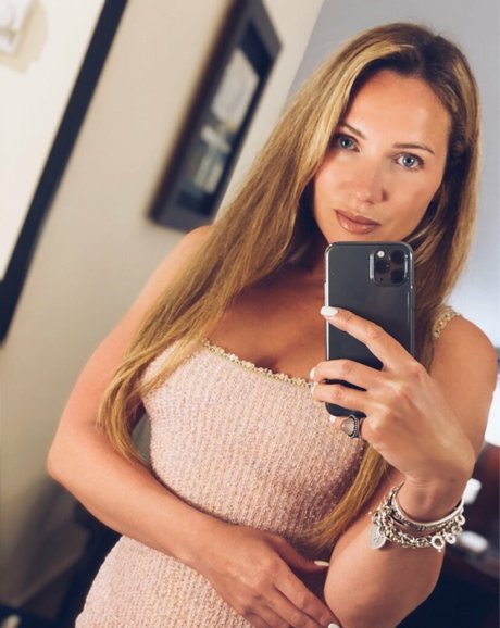 veronicasilesto pretty model image