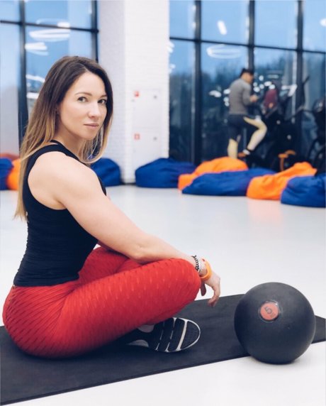 veronicasilesto art actress photos