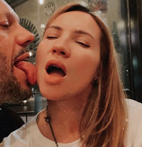 veronicasilesto pornstar free img