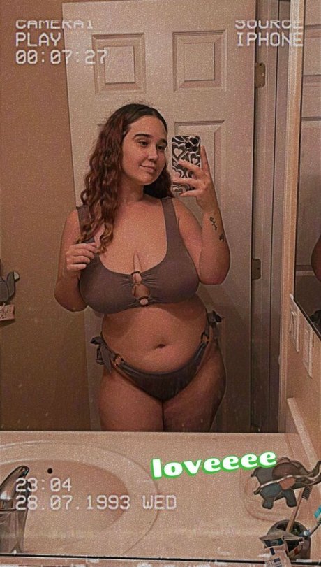 Goddess Ray sexy actress galleries