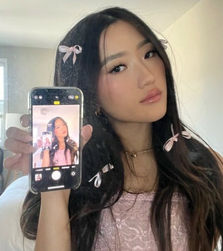 godessjny exclusive actress picture