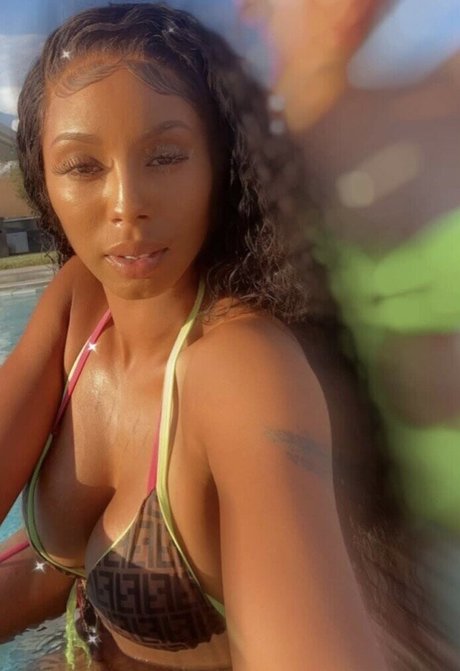 royalty24kt naked actress photos