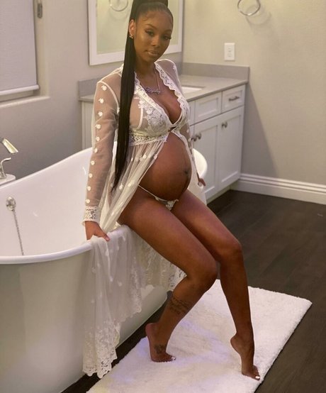 royalty24kt star best photos