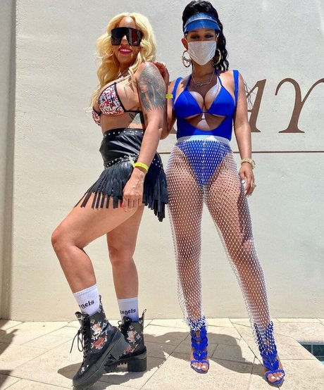 royalty24kt hot actress image