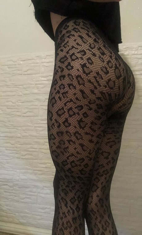 nikyborr erotic actress galleries