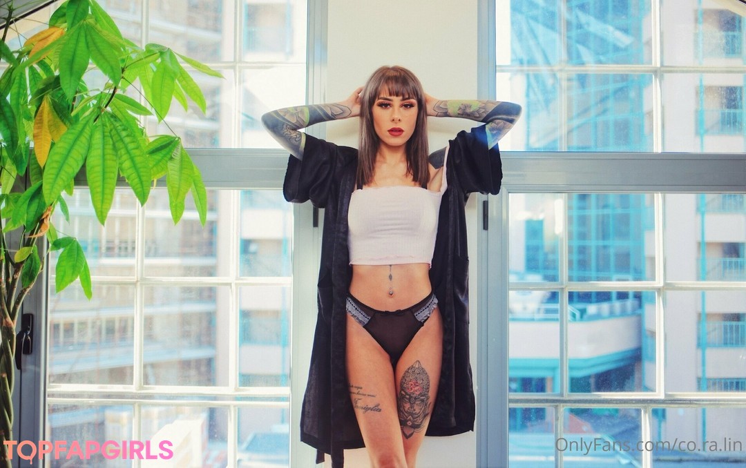 co ra lin star nude pictures