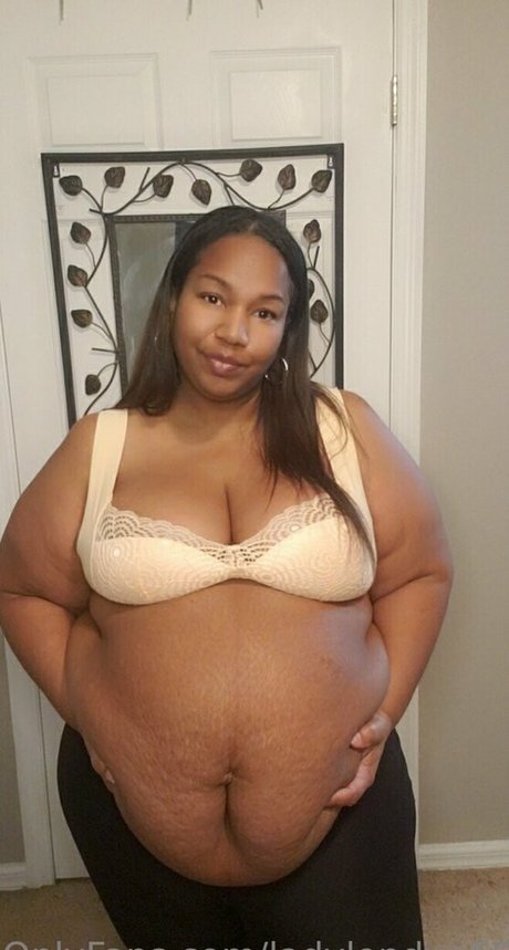 ladylondyn69 beautiful pornstar image