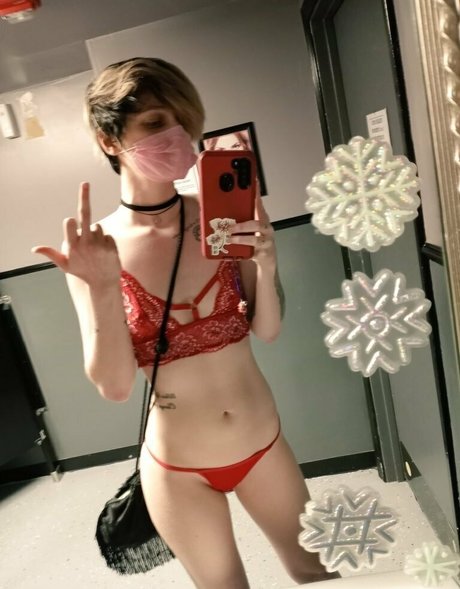 hotelbananamilk naked star photos