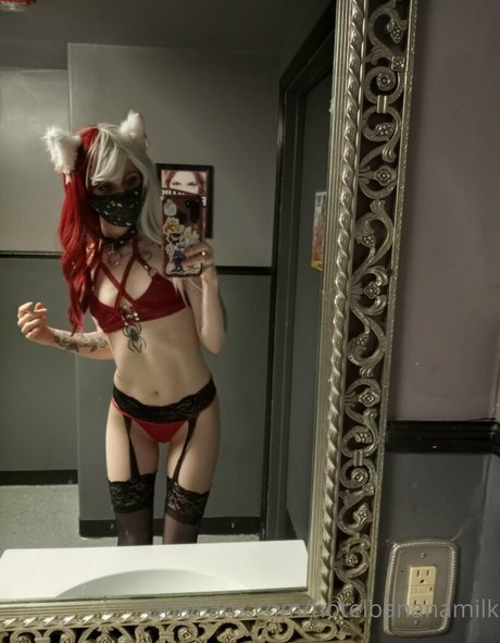 hotelbananamilk model xxx photo