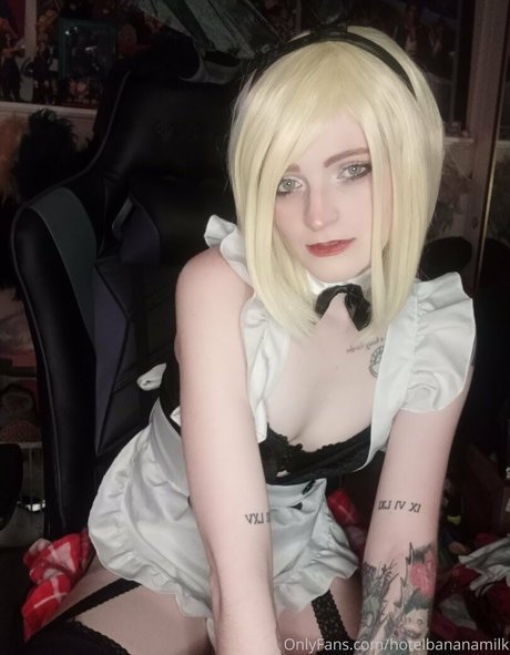 hotelbananamilk model nudes archive