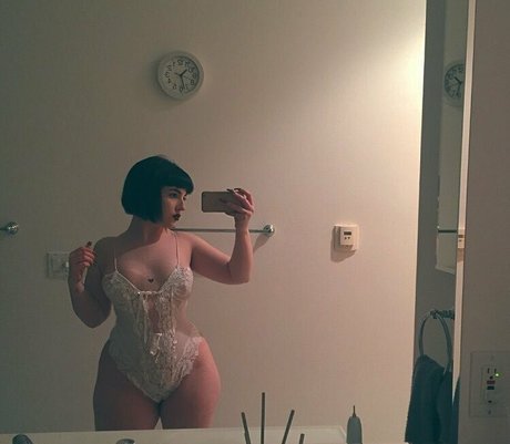 sadgalbri xxx star img