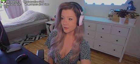 Lillithy pornstar img