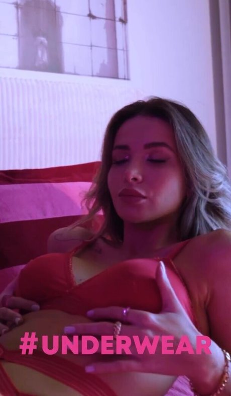 Bruna Gomes exclusive star img