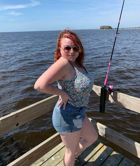 18 asian onlyfans sexy image