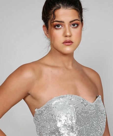 Vitalialin model hot photos