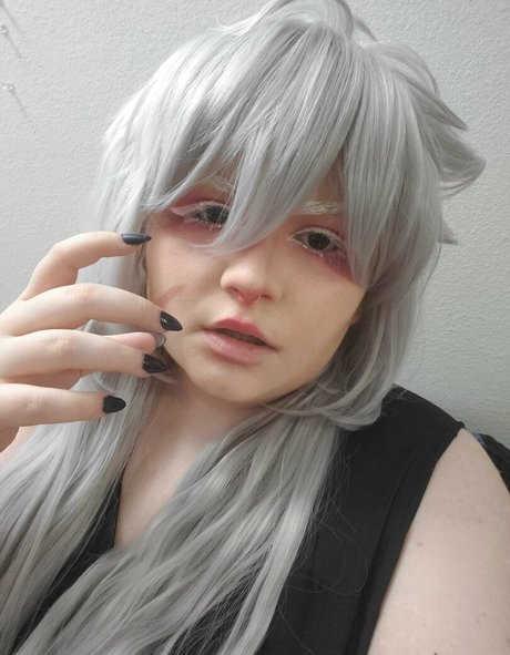 awoo exe erotic model photos