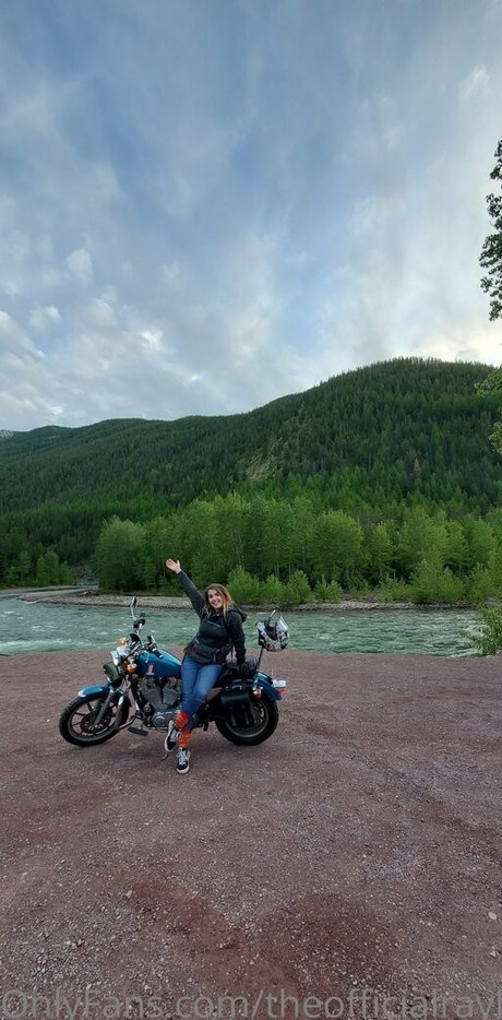 theofficialraybaby model high quality picture