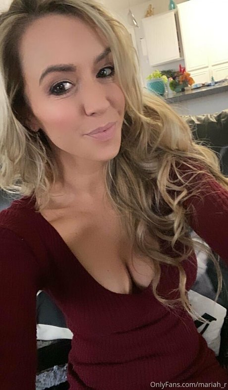 mariah r erotic pornstar pic