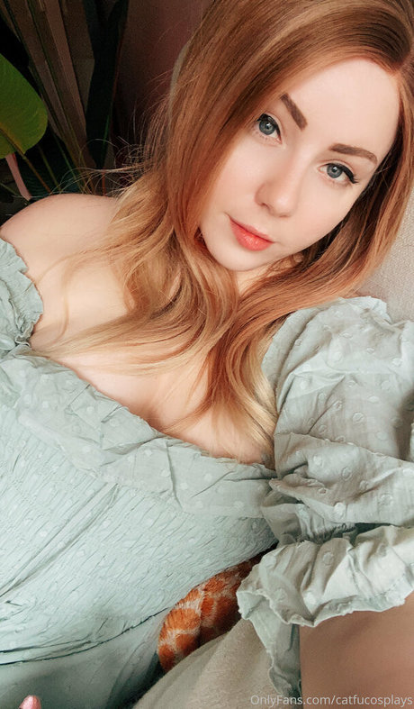 catscosplays model pornographic photos