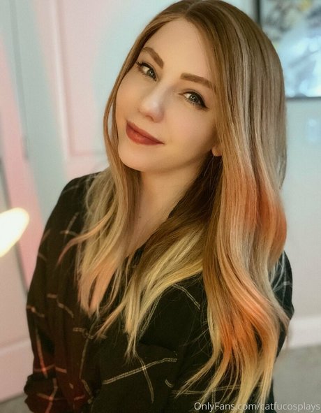 catscosplays star hot images