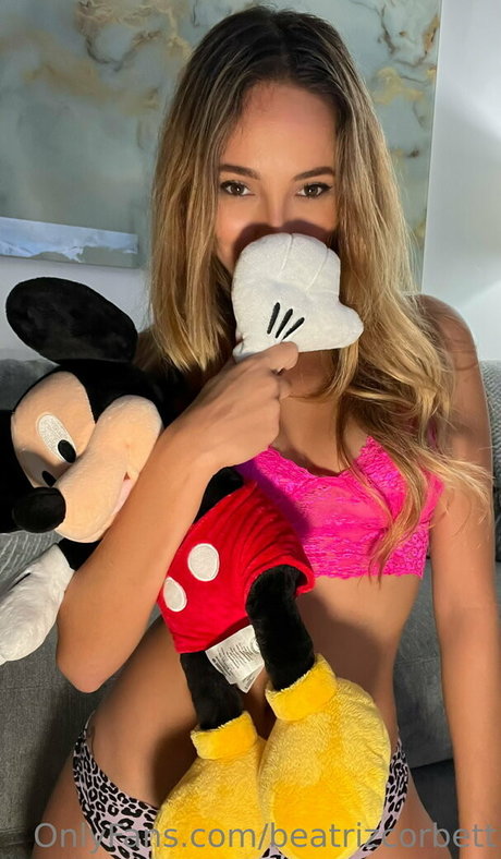 beatrizcorbett hd actress picture