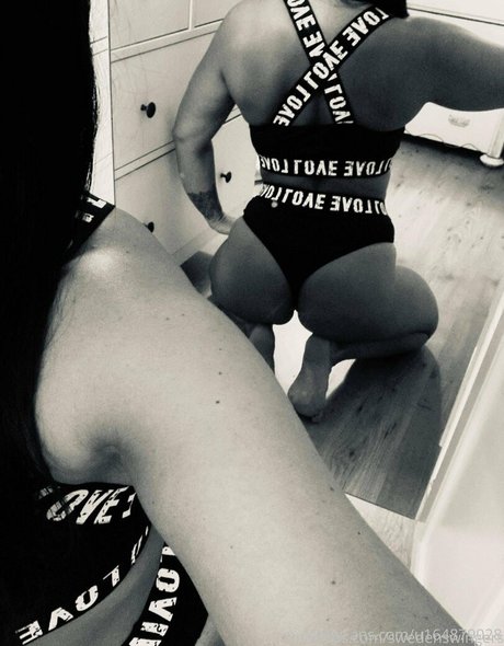 mirror selfie onlyfans sexy nudes photos