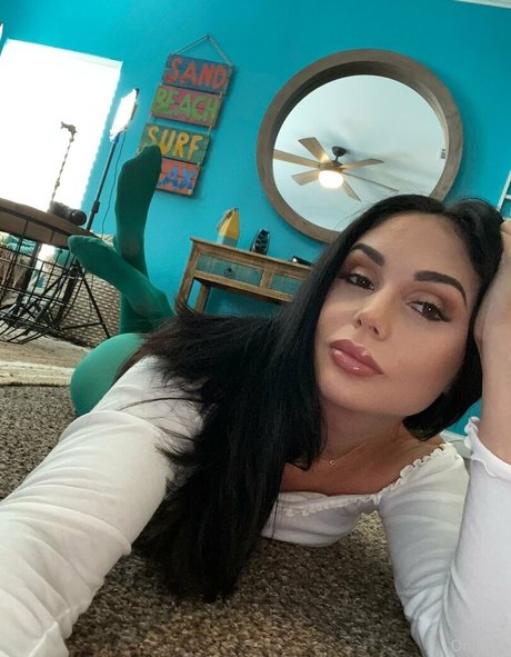 deep onlyfans hot naked gallery