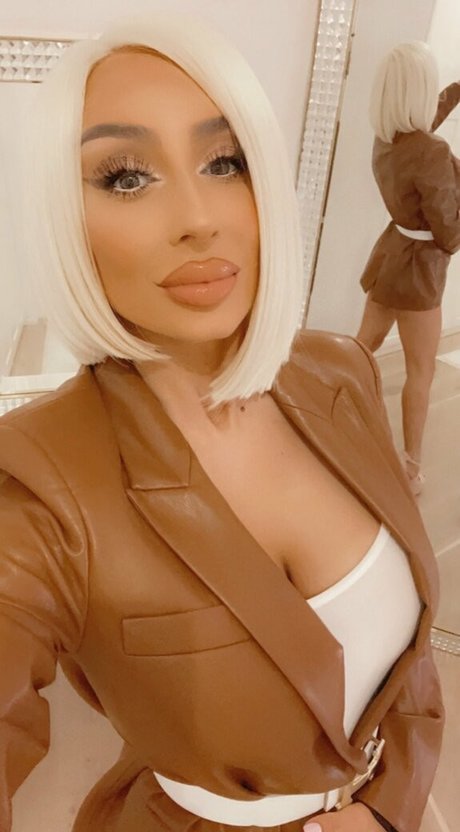 pointy tits onlyfans hot porn pic