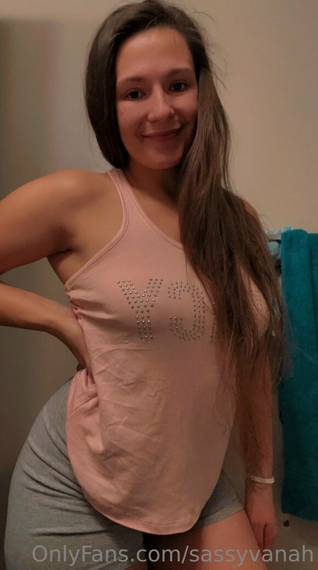 sassyvanah pornstar free image