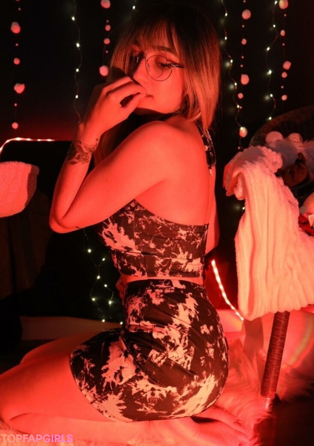 Maya ASMR model naked gallery