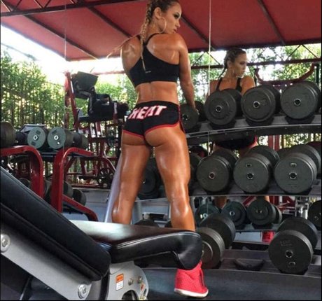 Tamra Dae art pornstar pic