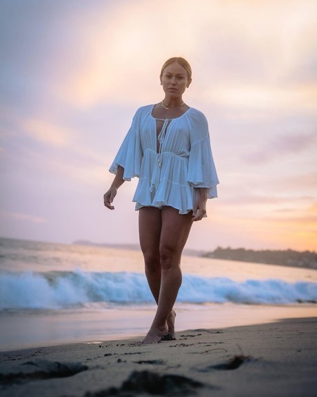 blowjob brunette onlyfans erotic photos