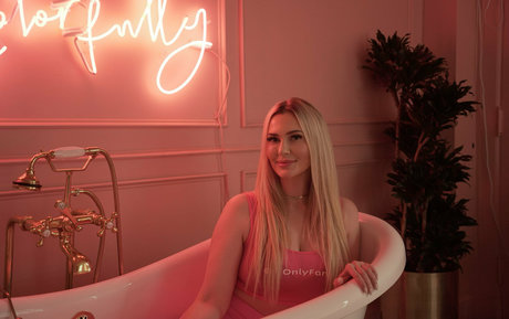 flat chested onlyfans sexy nudes image