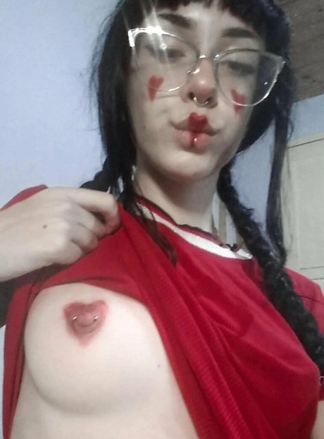 CherryMona model hot images