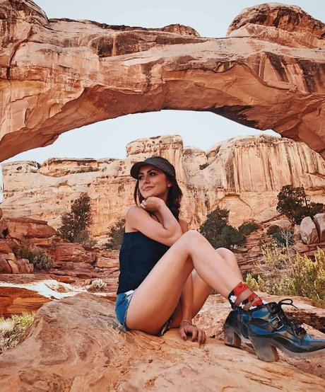 big tits brunette onlyfans sexy nude pictures