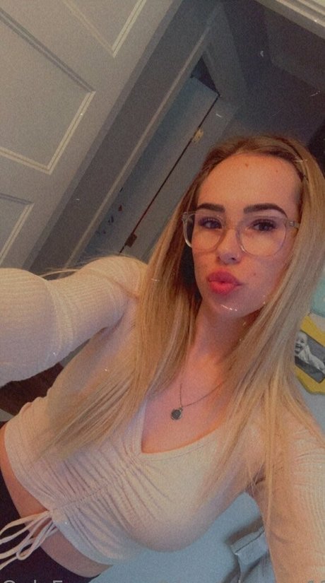 Ashley Higginson pornstar nice pic