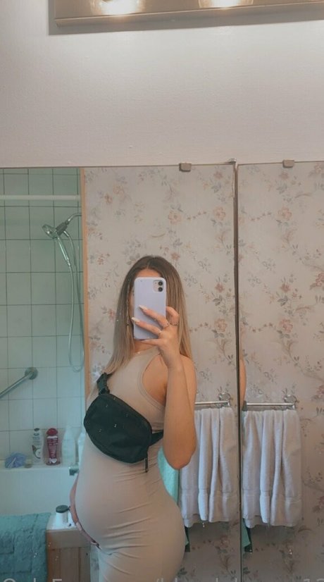 Ashley Higginson nudes star img