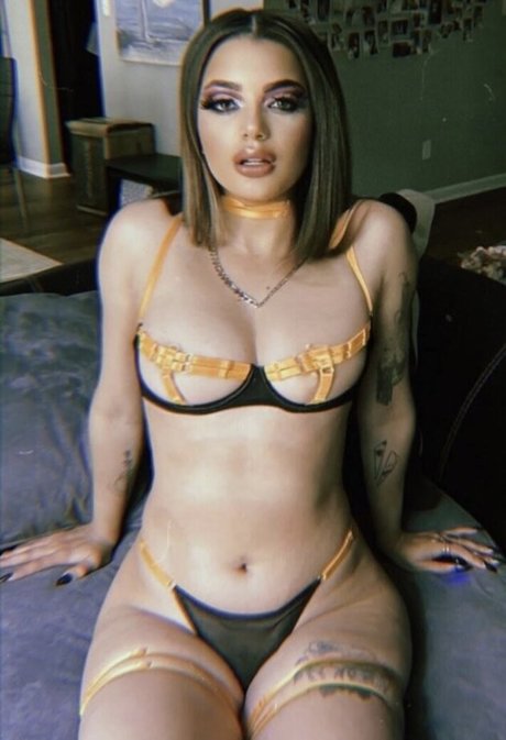 krystaleeliz top star pictures