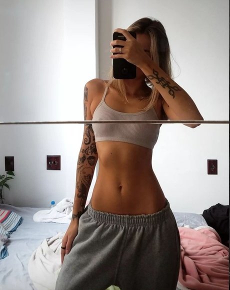 Munique Brum model exclusive gallery