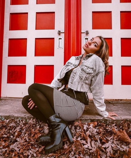 hairy armpits onlyfans sexy nudes pic