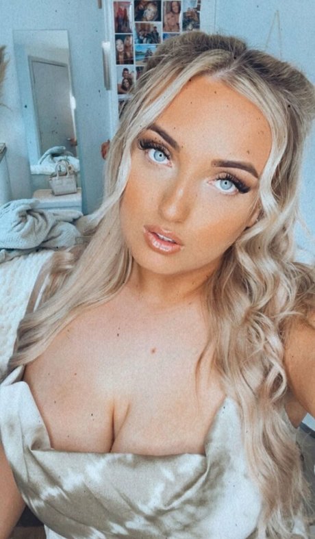 Olivia D exclusive pornstar pics