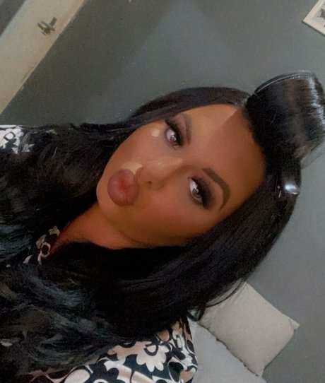 meg bxxx erotic actress image