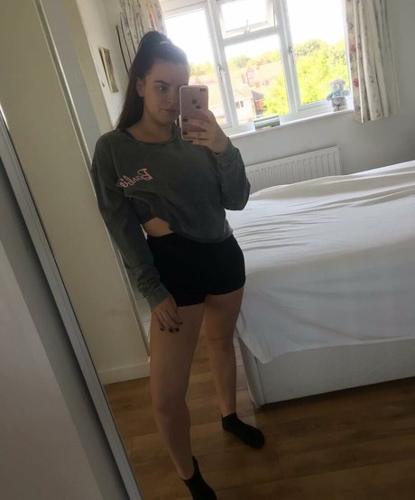 Kirsty Brittain high quality actress img