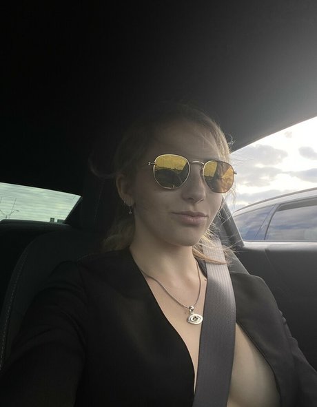 ravengonewildfree star nudes picture