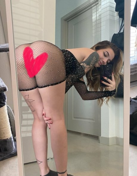 ravengonewildfree beautiful model pics