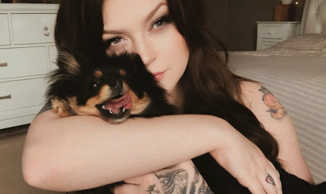 jadeleigh model high quality image